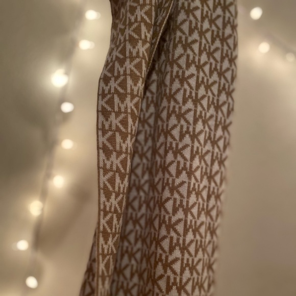 Michael Kors scarf
